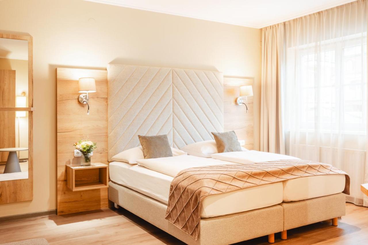 Hotel Krone มอนด์ซี ภายนอก รูปภาพ